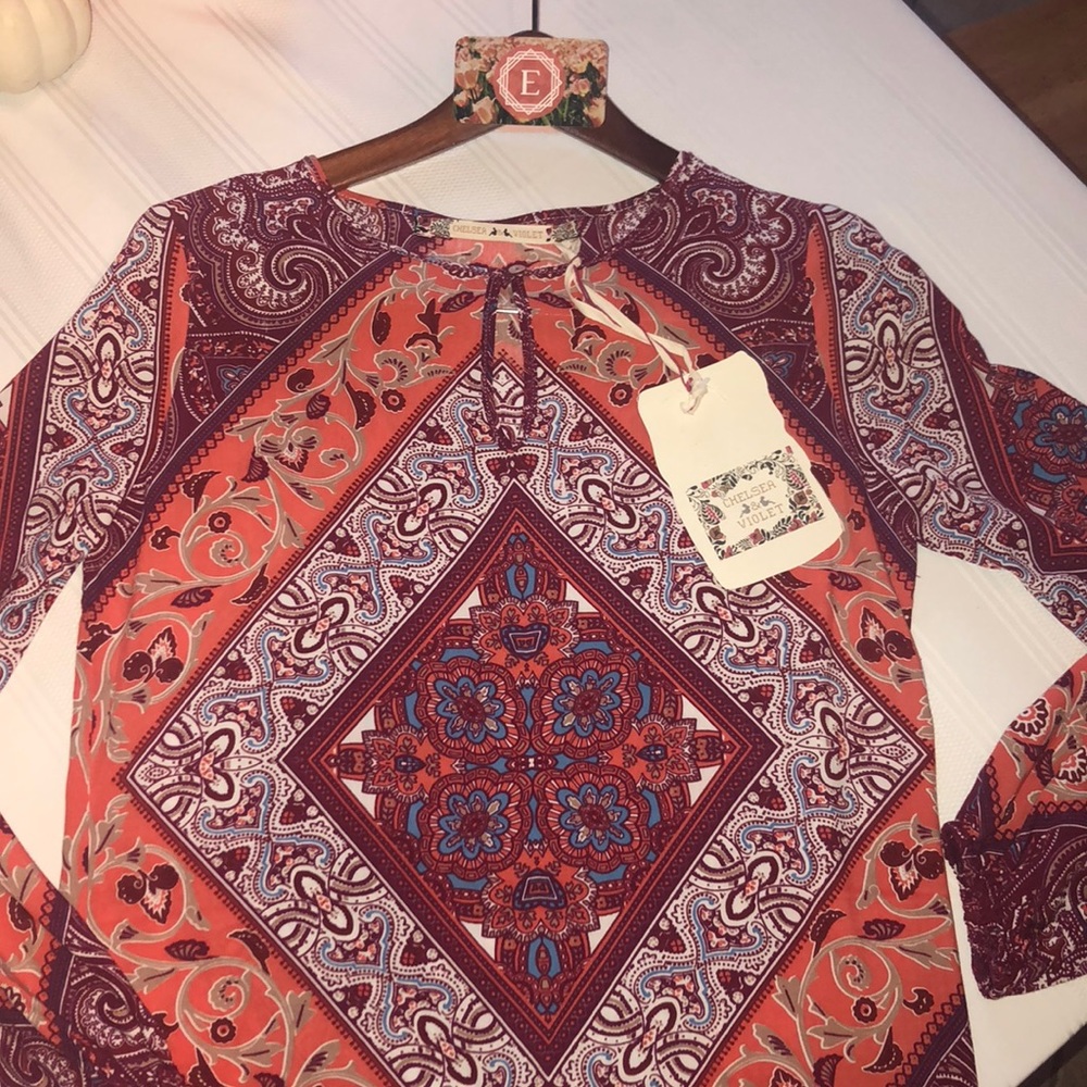 Chelsea & Violet Boho Style Long Sleeve Dress - Picture 4 of 5